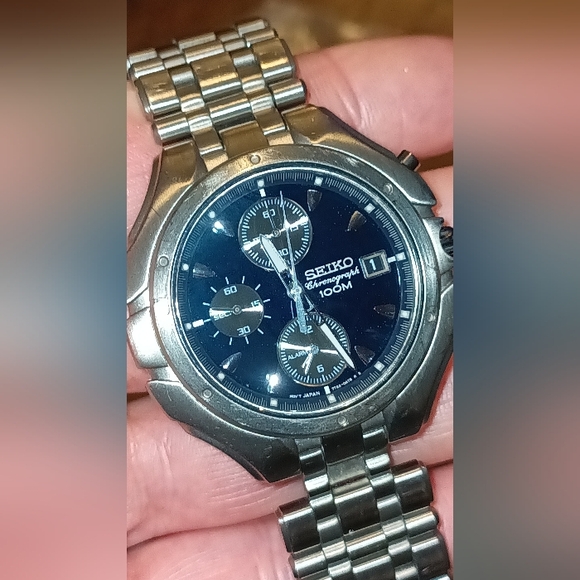 Seiko Titanium Blue Chronograph Sapphire Crystal Men's Watch - Picture 11 of 11